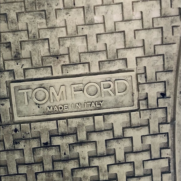 Shoes - Picture 5 of 6